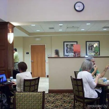 Hampton Inn & Suites Macon I-75 North 