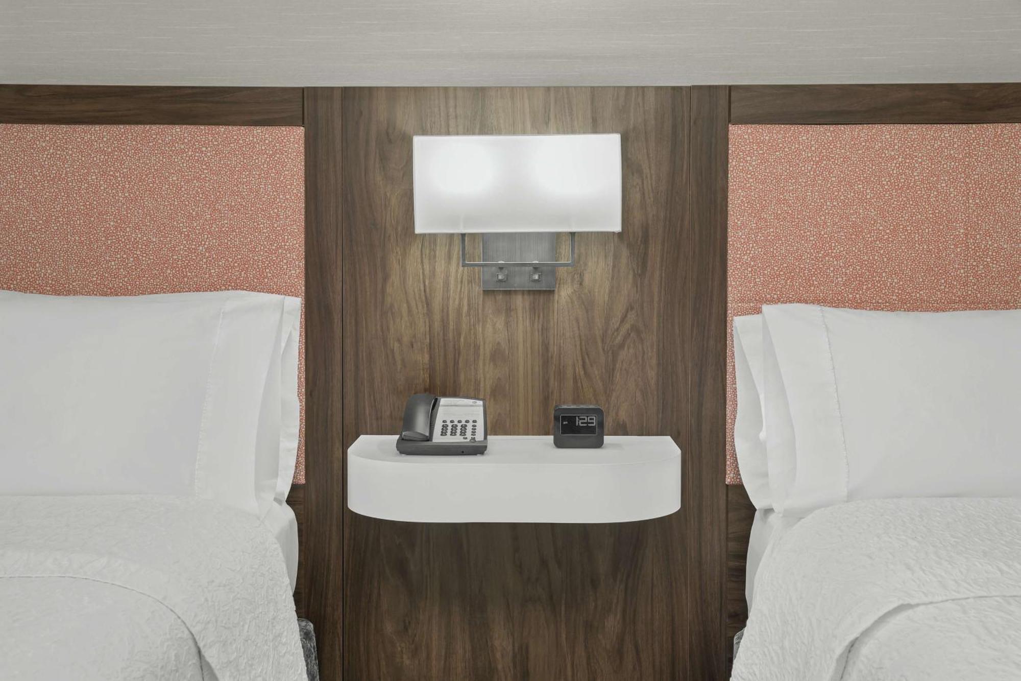 Hotel Hampton & I-75 North Macon